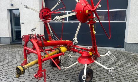 Obraceč sena , píce PÖTTINGER HIT 54N