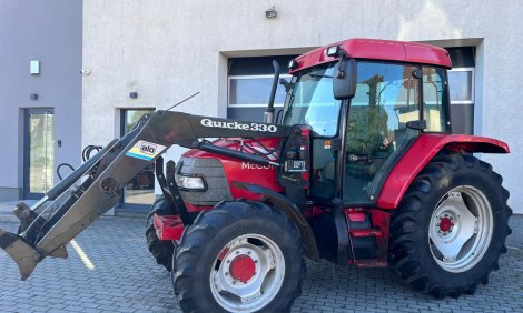 Traktor McCORMICK CX80  + QUICKE Q330